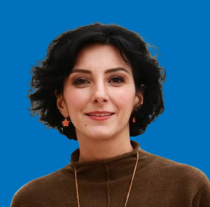 نفیسه کوهنورد