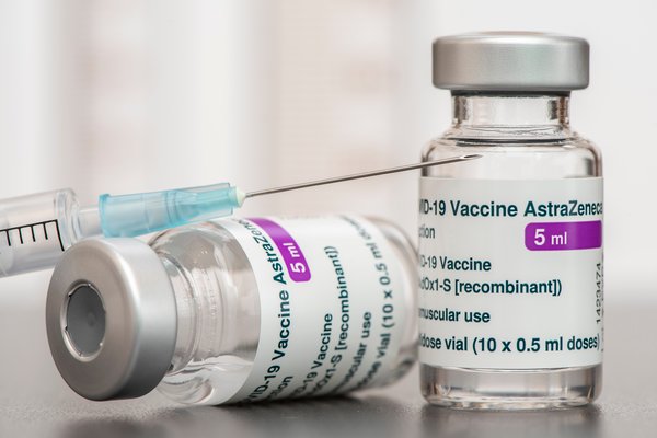 ادعای نادرست درباره خطرناک‌بودن واکسن آسترازنکا