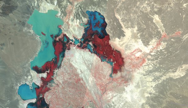 دلیل کاهش آب ورودی به ایران از رودخانه هیرمند چیست؟